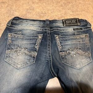 MISS ME STRAIGHT CUT JEANS SIZE 28